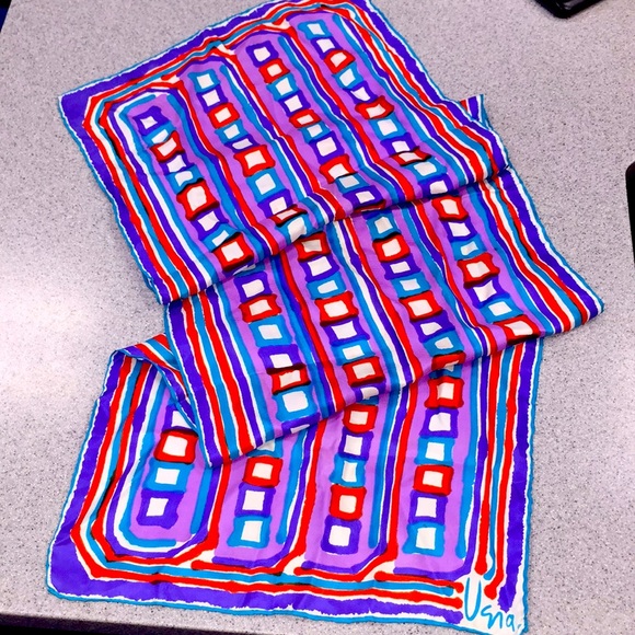 VERA Gorgeous VTG rectangular scarf w/modern print - Picture 2 of 4